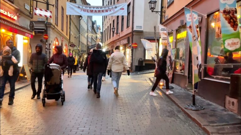 Stockholm Walks: Old Town at dusk. Beautiful, relaxing virtual walk in popular & charming alleys. 4K