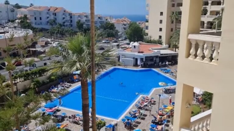 TENERIFE – Castle Harbour Los Cristianos 2 Bed Apartment Hot But Affordable…..