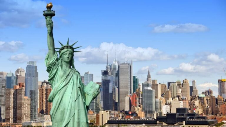 New York City Vacation Travel Guide