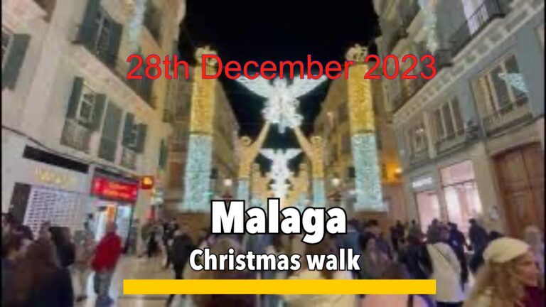 Malaga🇪🇸it’s🎅🎁Christmas  2023 and its a great day for an evening  walk in this amazing city 🏝️
